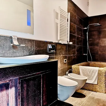 Petruzzelli Loft Apartment *