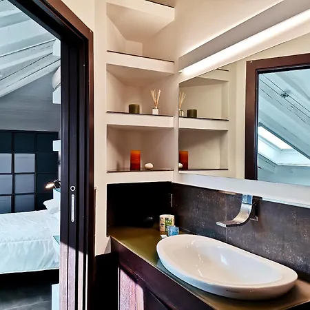 Petruzzelli Loft Apartment *